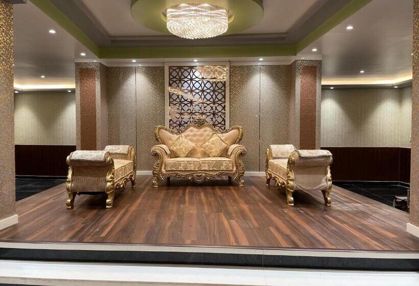 The Skylite Hotel & Banquet