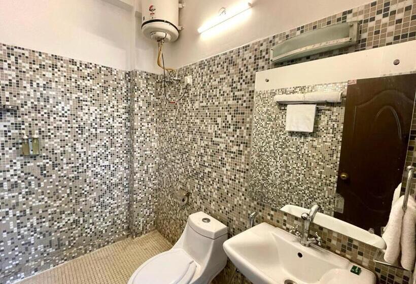 הוסטל The Wraveler Tapovan Rooms And Dorms