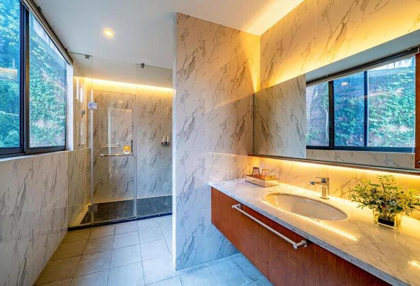 Wuyu Hotel   Chongqing University & Ciqikou Ancinet Town