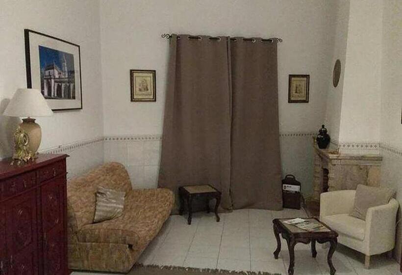 Общежитие Casa Maria Victoria