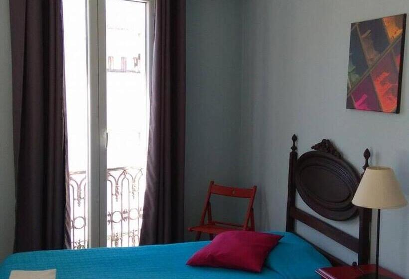 Общежитие Casa Maria Victoria