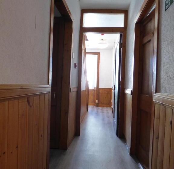 旅馆 The Anchorage