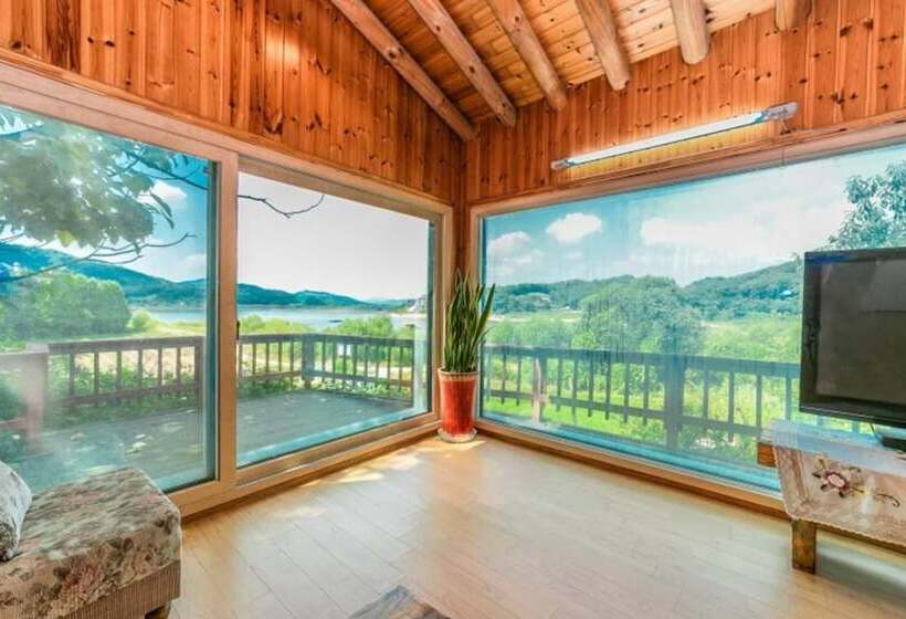 Anseong Lake Pension