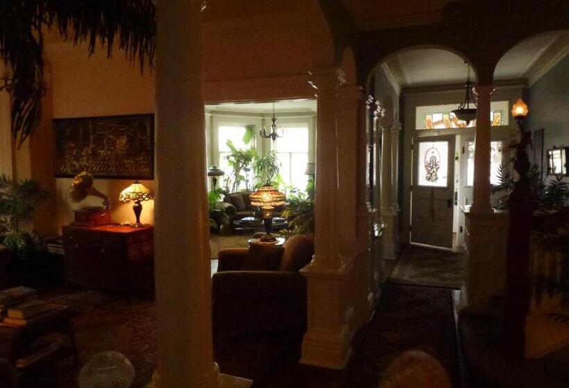 Auberge King Edward Bed And Breakfast