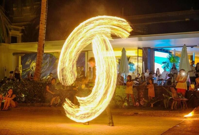 B5 12a03 Phu Quoc Waterfront Hotel Beach Swimming Pool