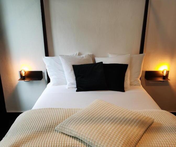 צימר Chantilly Townhouse