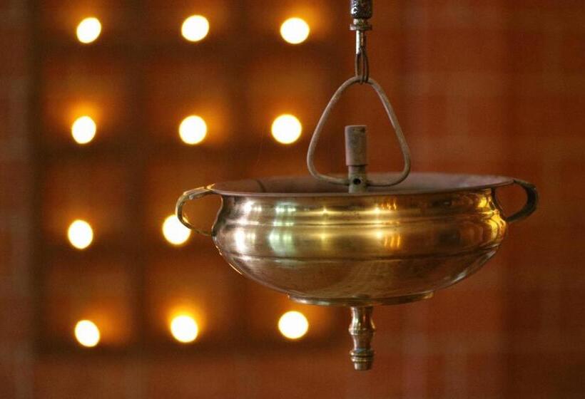 민박 Cure Monastery