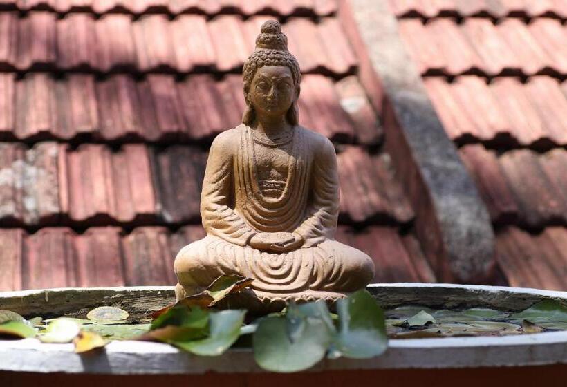 민박 Cure Monastery