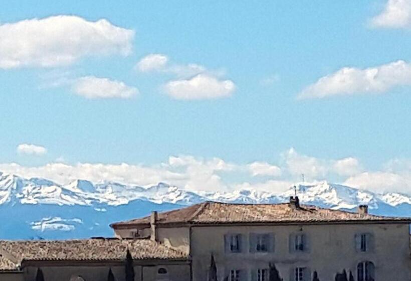 Bed and Breakfast Domaine Des Jasses