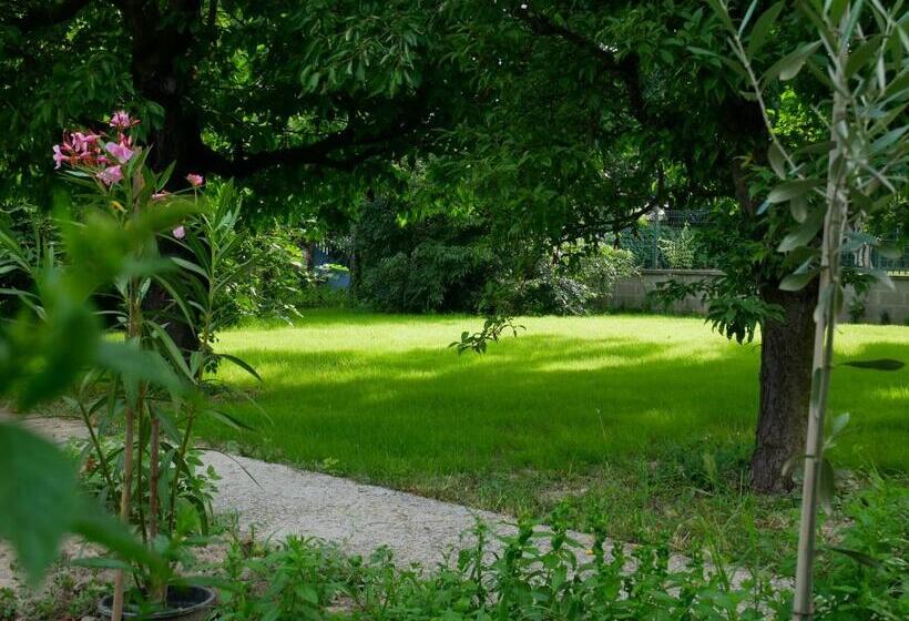 مبيت وإفطار Il Giardino Della Quercia