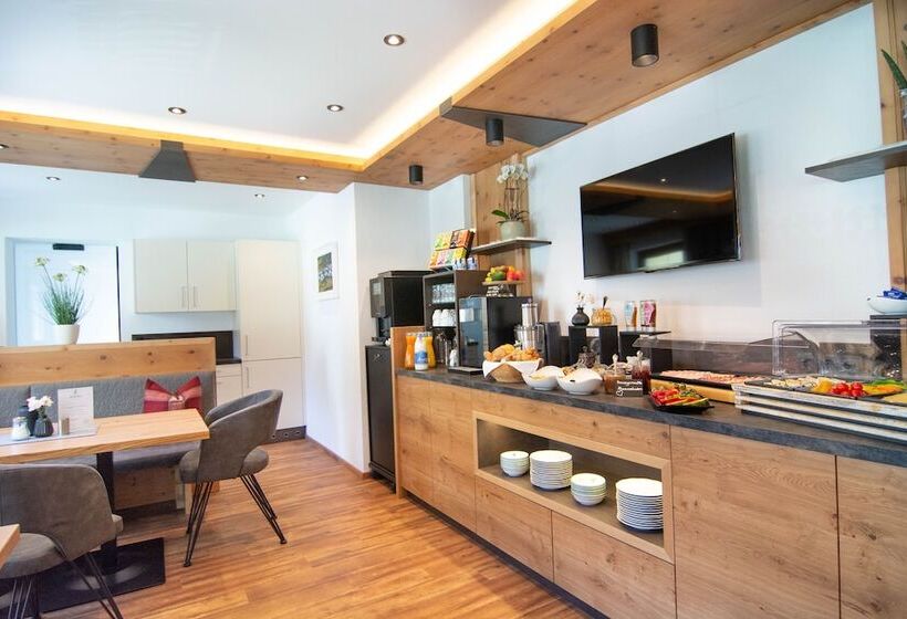 Bed and Breakfast Köcks B N B