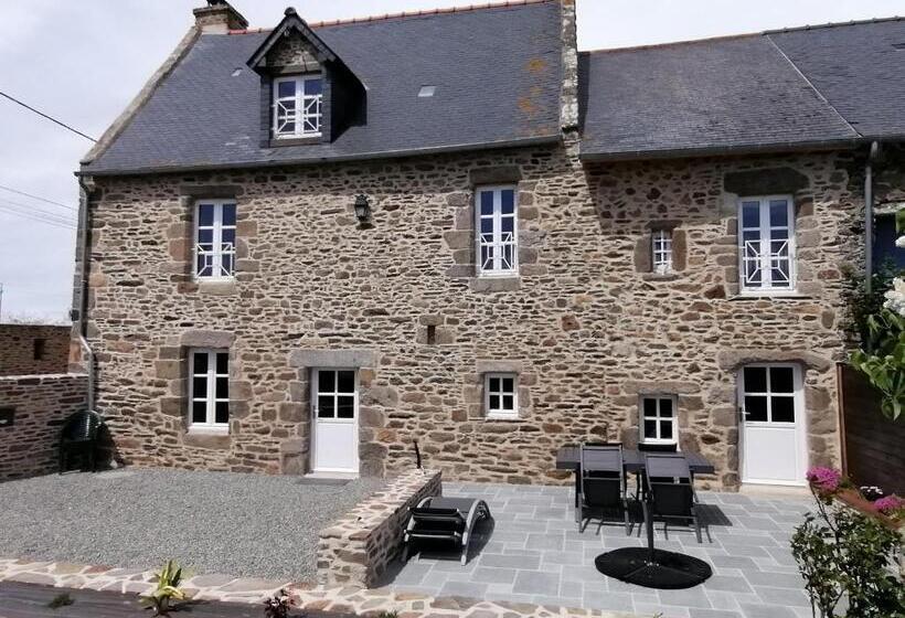 مبيت وإفطار L Tas De Cailloux