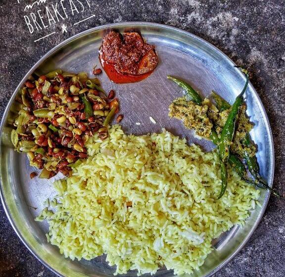 تختخواب و صبحانه Lakshmi Heritage Tourist Home