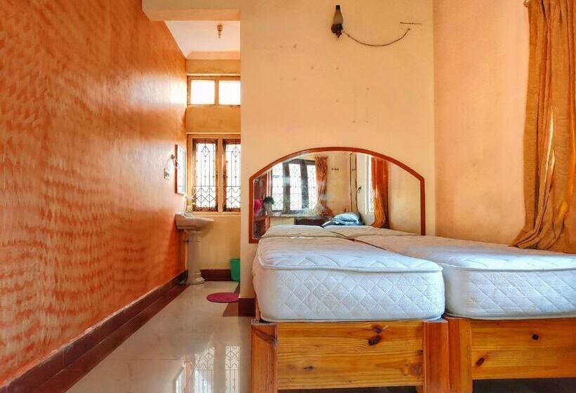 تختخواب و صبحانه Lakshmi Heritage Tourist Home