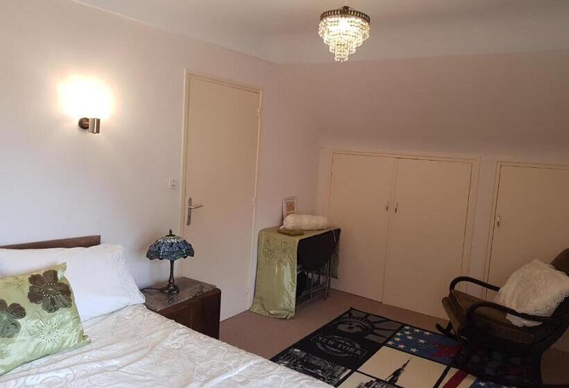 Bed and Breakfast Renard Retreat