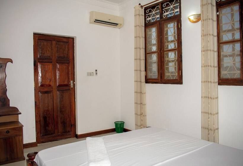 ベッドアンドブレックファースト Sulkhan Serviced Apartment