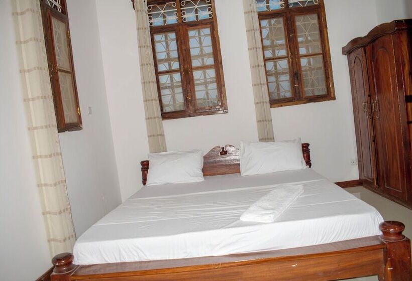 ベッドアンドブレックファースト Sulkhan Serviced Apartment