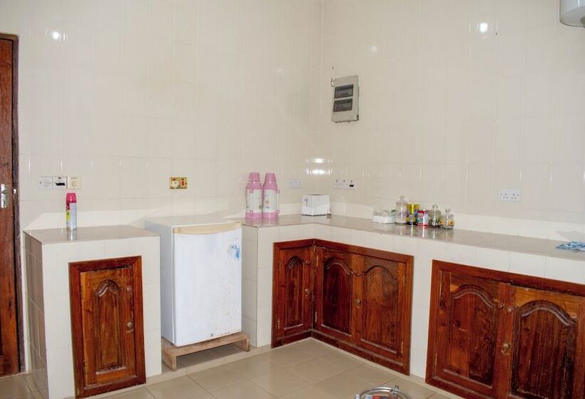 ベッドアンドブレックファースト Sulkhan Serviced Apartment