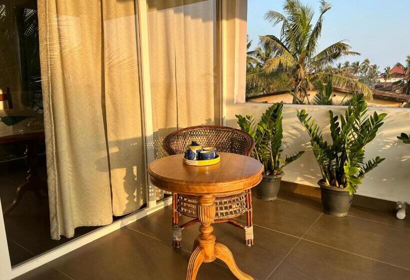 צימר Sunset And Palm Trees   An Airport Boutique By The Sea