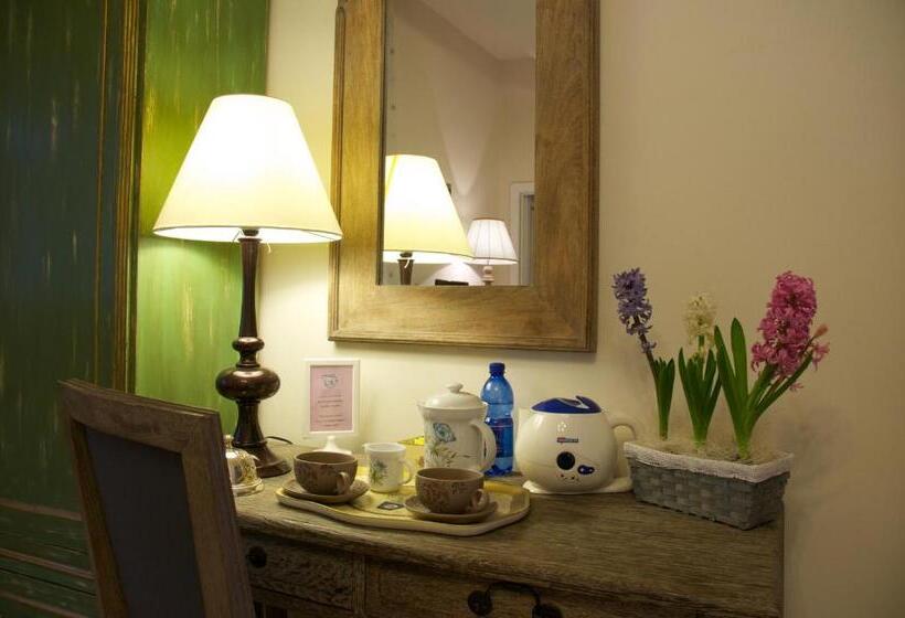 تختخواب و صبحانه Terrazza Ginori