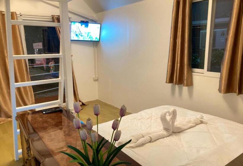 Bed and Breakfast เดอะมินิมอล นอร์ดิกเฮ้าส์the Minimal Nordic House By The Mountain Ozoneบ้านโอโซนขุนเขาแก่งกระจาน