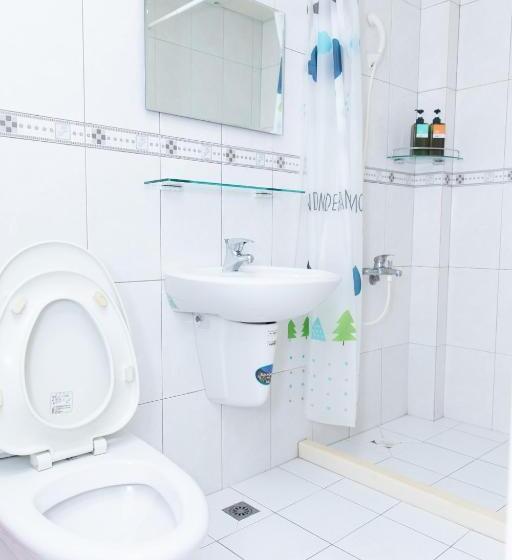 تختخواب و صبحانه Zhu House