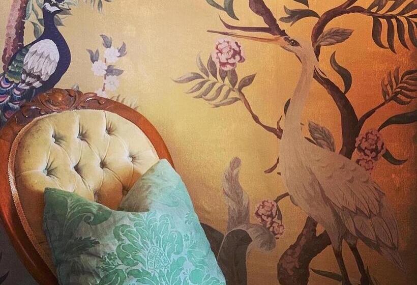 Chateau Mas De Pradie B&b Fountain View Room