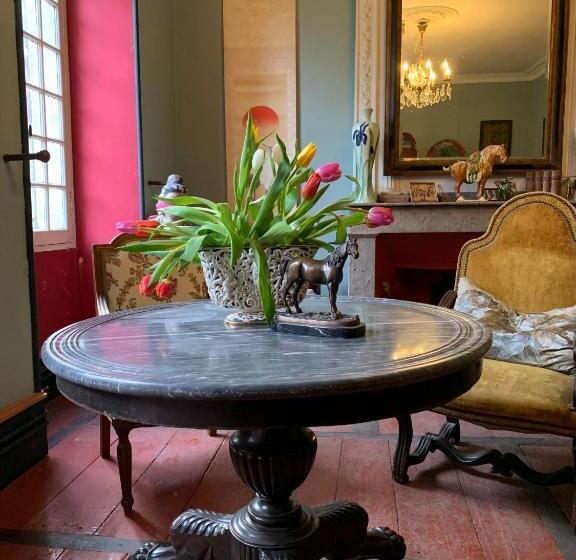 Chateau Mas De Pradie B&b Fountain View Room