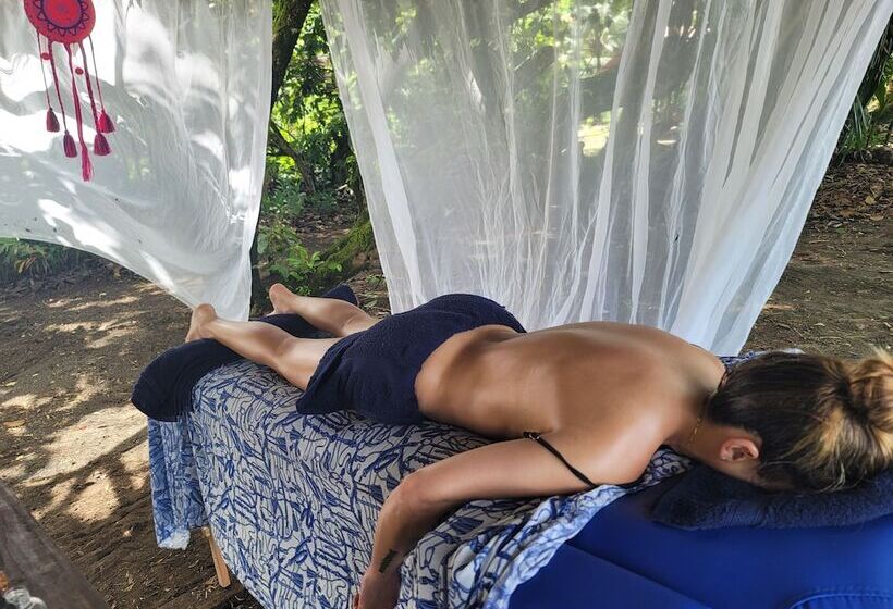 Ecohotel Bahía Terco