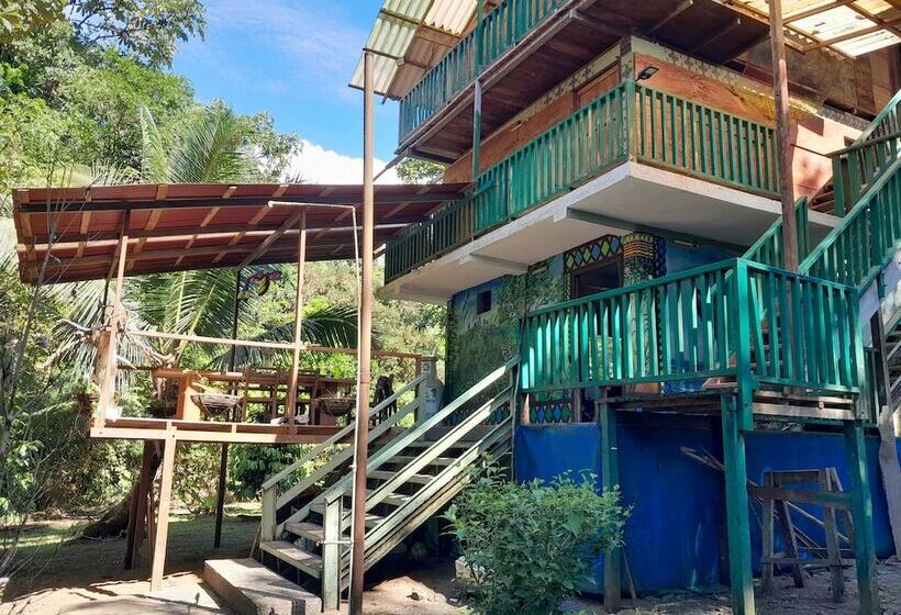 Ecohotel Bahía Terco