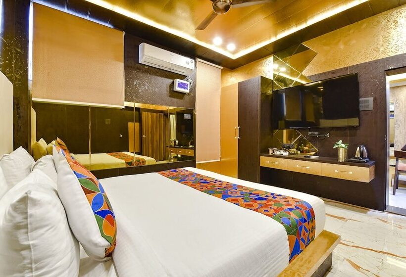 Fabhotel Prime Royal Park