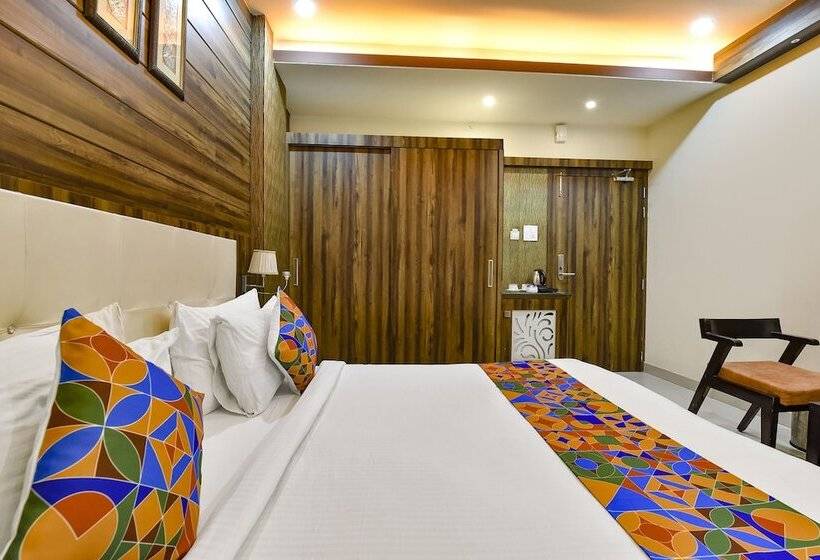 Fabhotel Prime Royal Park