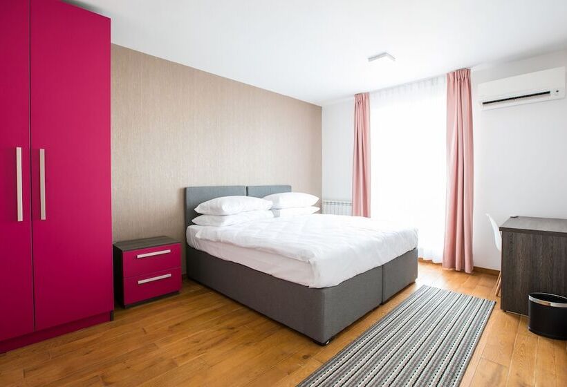 Green Nature Hotel & Apartments