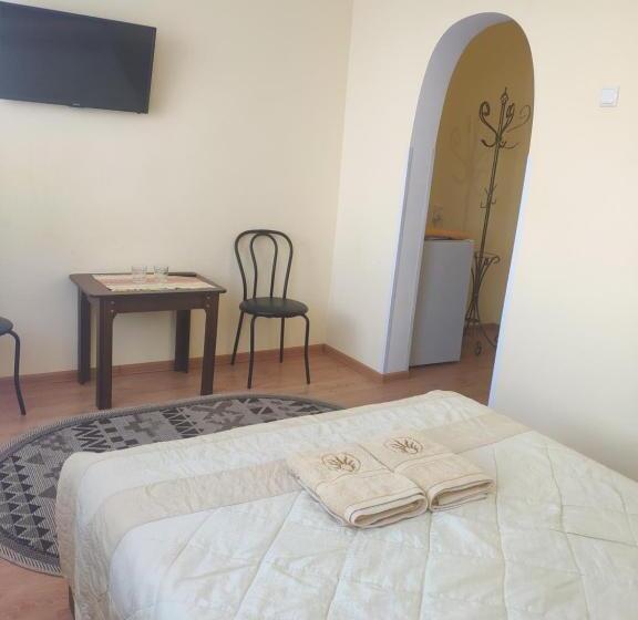 فندق комунальне підприємство готель україна