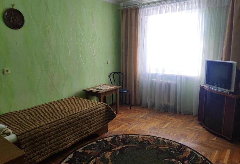 فندق комунальне підприємство готель україна