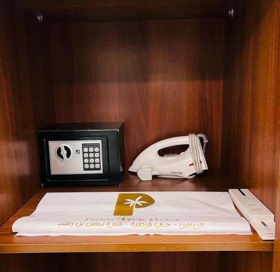 ホテル أجنحة بالم تري للشقق المخدومه