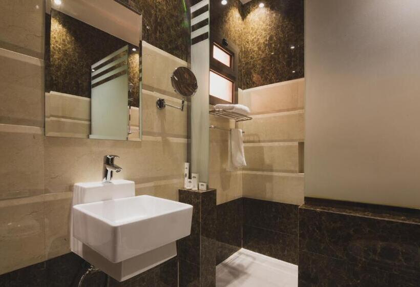 ホテル أجنحة بالم تري للشقق المخدومه