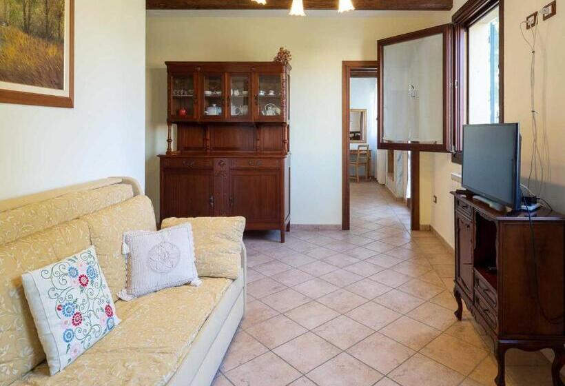 ホテル Agriturismo Forzello