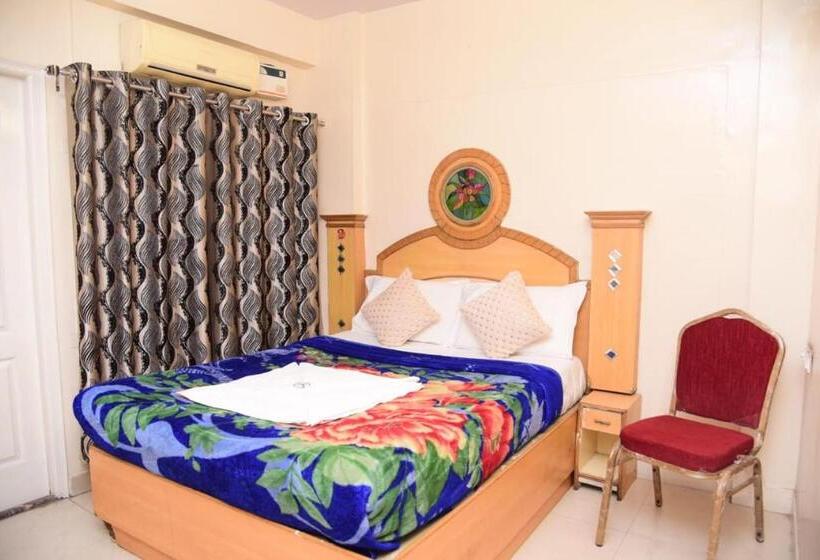 فندق Ajantha Palace