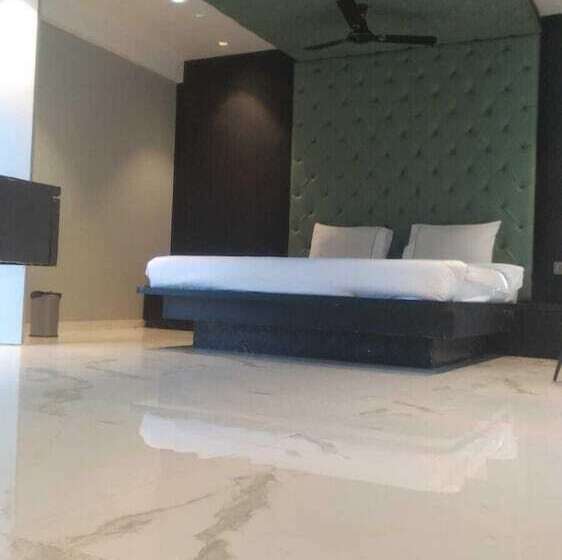 בית מלון כפרי Arc Valley Resort Mahabaleshwar