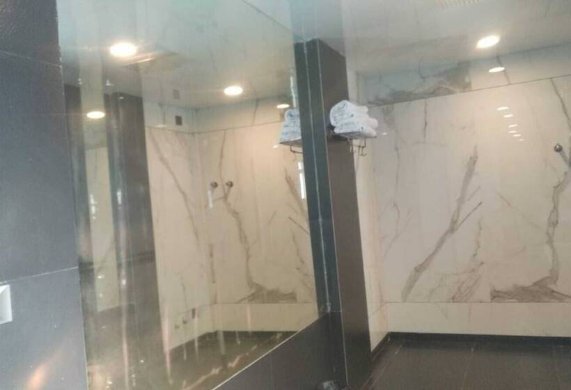 בית מלון כפרי Arc Valley Resort Mahabaleshwar