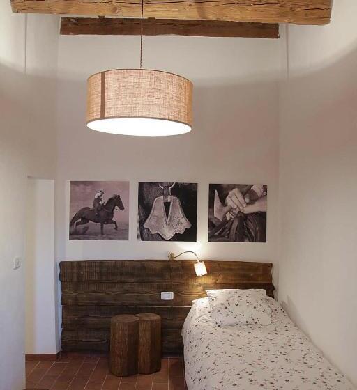 هتل Bio Agriturismo Corte Degli Ulivi