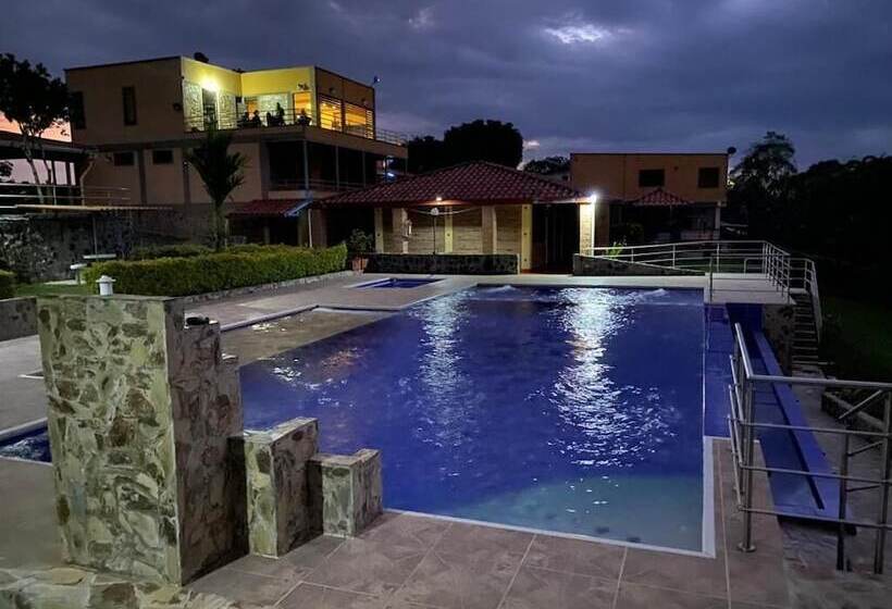 Отель Bora Bora Campestre Los Mangos