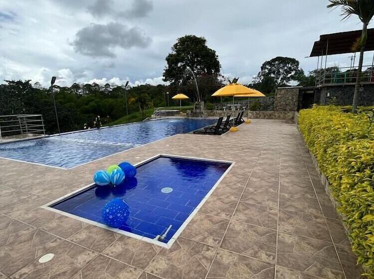 Отель Bora Bora Campestre Los Mangos