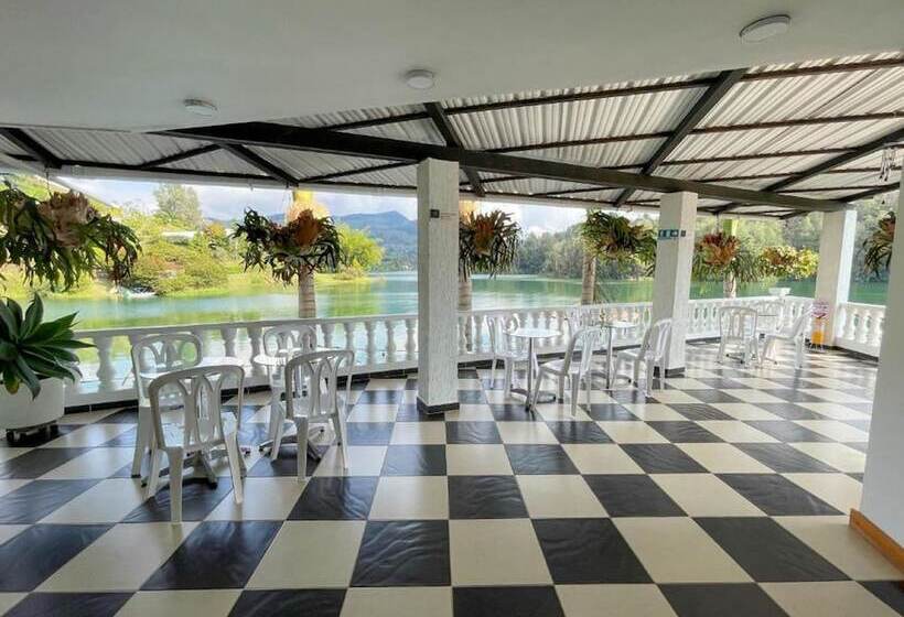 ホテル Casa Linda Guatapé