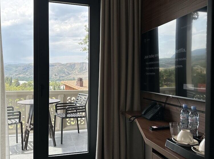 هتل Chateau Mephiskalaki