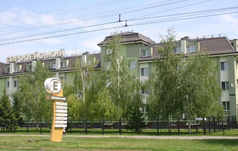 هتل Evropeyskiy