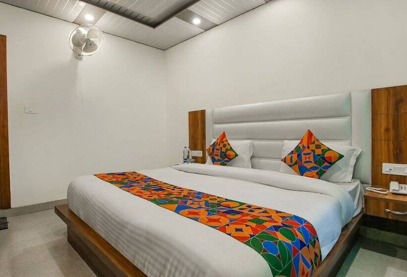 בית מלון כפרי Fabexpress Sagar Residency