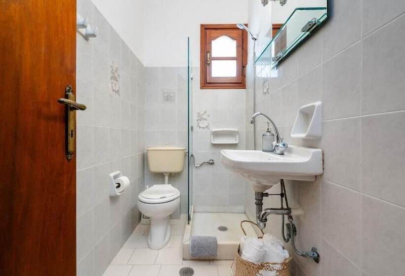 Отель Flerianos Studios