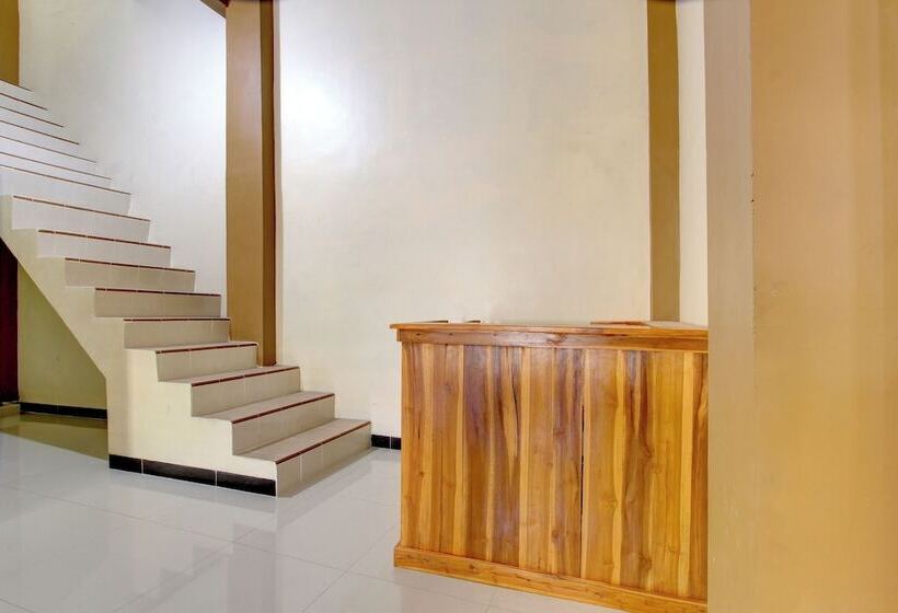 ホテル Galih Kostel 2 Syariah By Oyo
